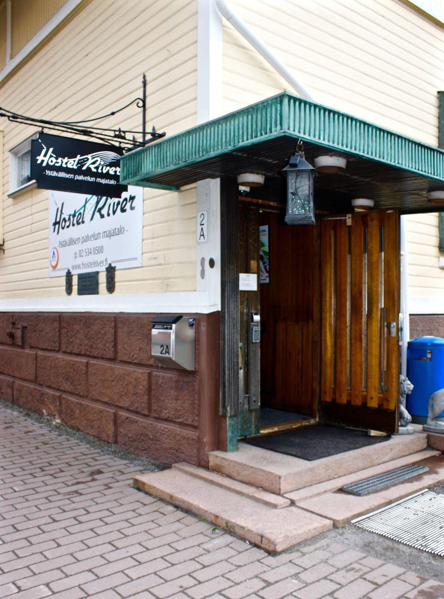 Hostel River Пори Екстериор снимка